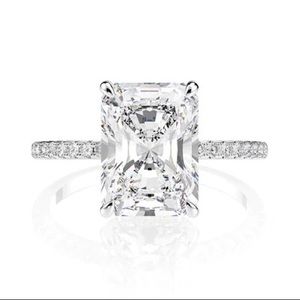 THE JAMES RING